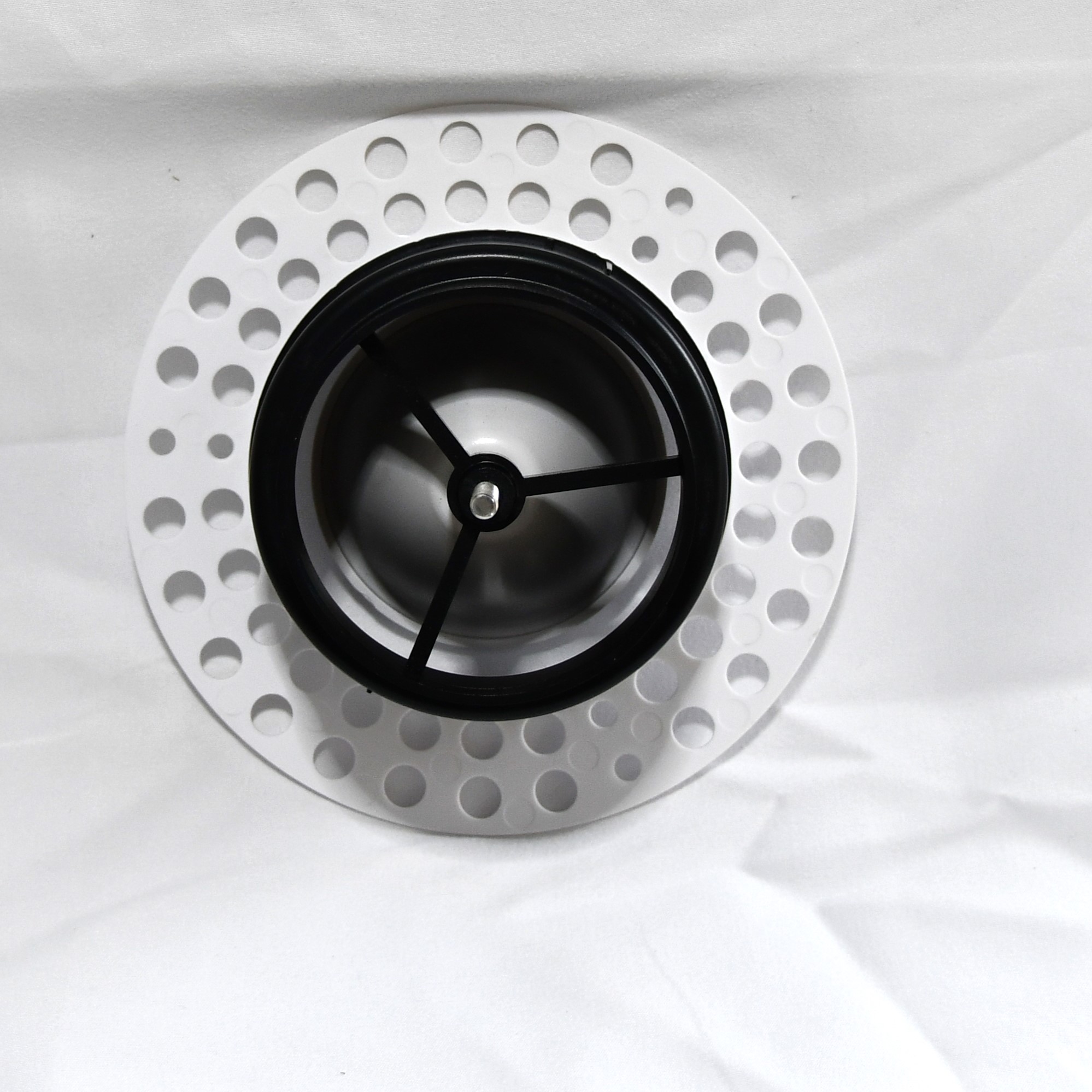 Ventilasi udara lembut tersembunyi